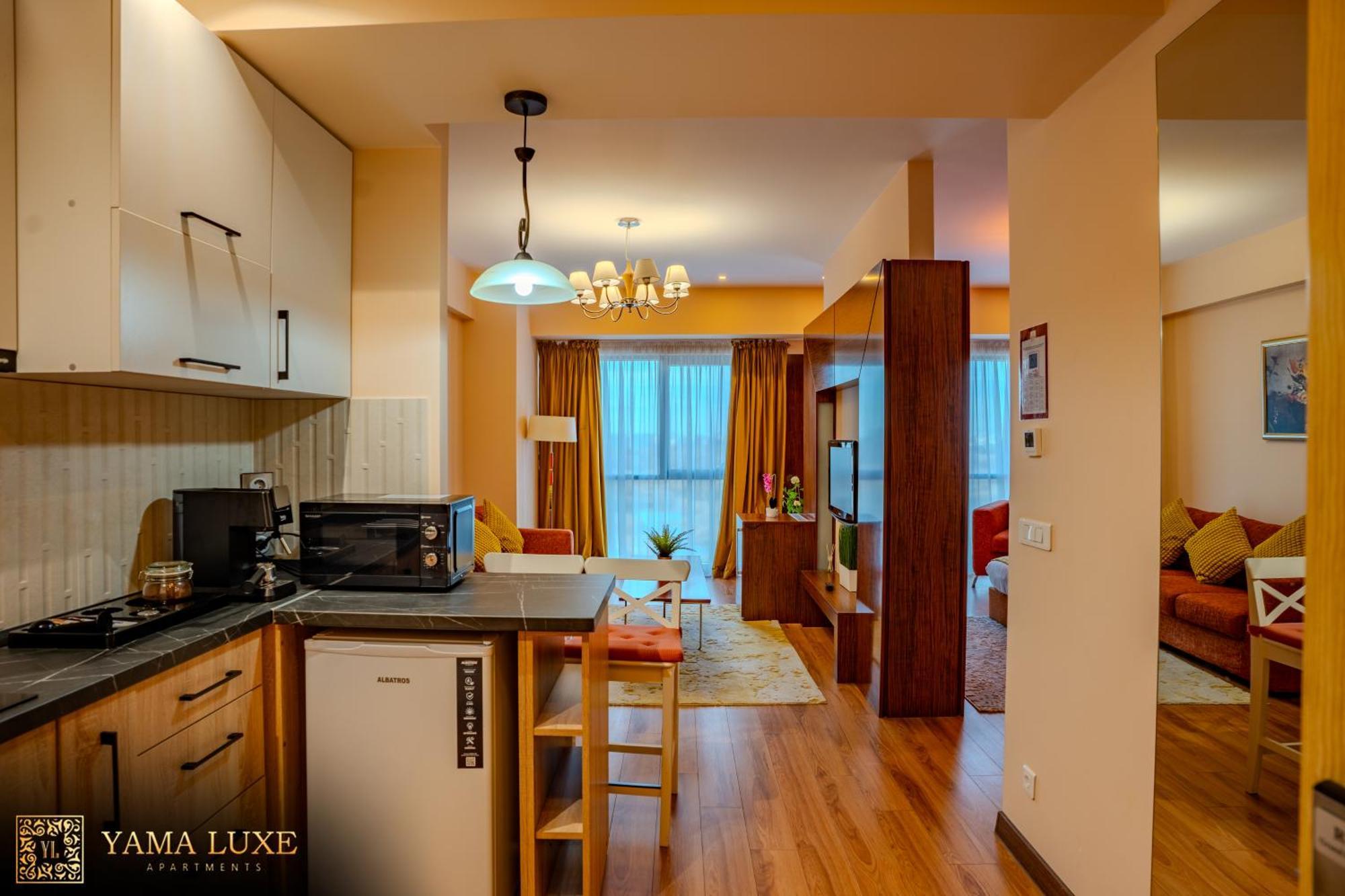 Presidential Luxury Apartments With Amazing View - Yamaluxe Бухарест Экстерьер фото